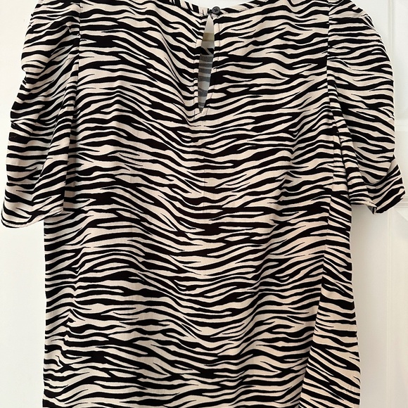 NWT Ann Taylor LOFT Zebra Print Blouse with Puff Sleeves - Picture 3 of 3